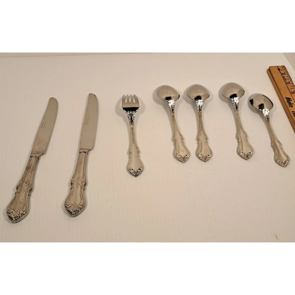 Reed & Barton Shubert 18/10 Stainless Steel Flatware 7 Piece Mixed Set